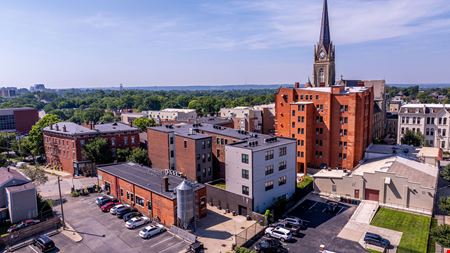 Preview of Retail space for Sale at 2800 Woodburn Ave
