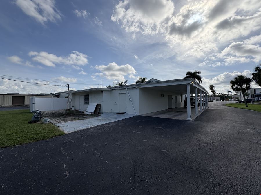 PRIMERE FREESTANDING BUILDING ON SWIFT RD.!