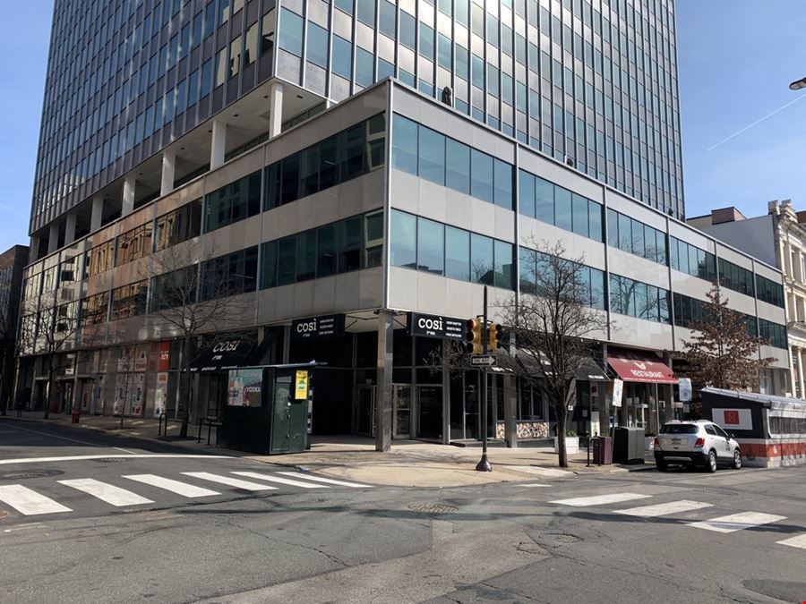 1,000 - 2,350 SF | 325 Chestnut St | Retail Space in Old City