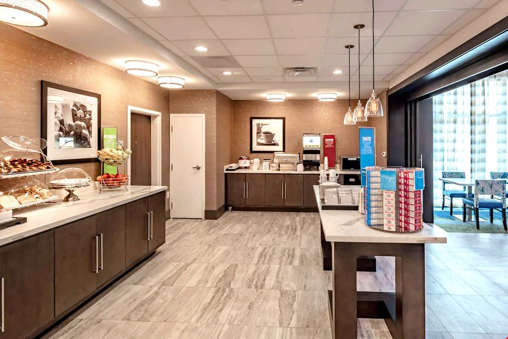 Hampton Inn & Suites Dallas/Plano Central