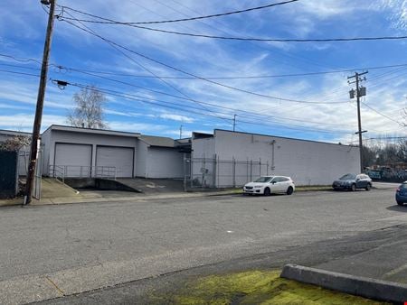 Preview of Industrial space for Sale at 635 N Columbia Blvd