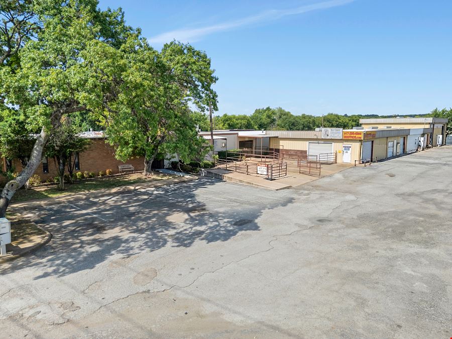 MIXED-USE INVESTMENT ON 1-35