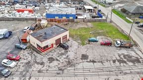 1803 Lyell Ave
