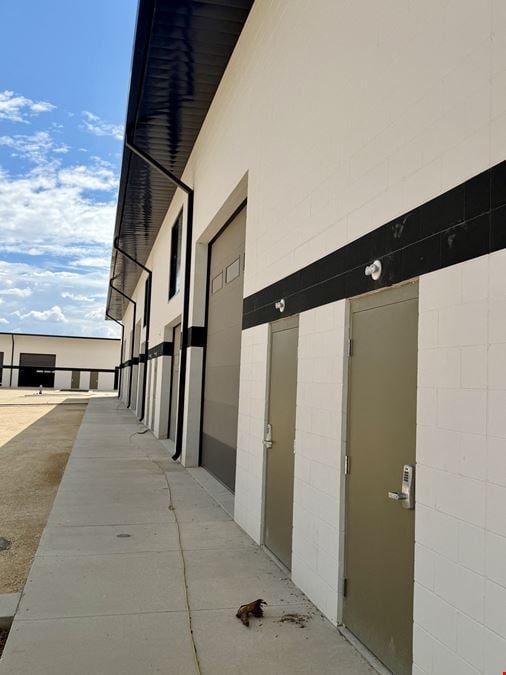 Georgetown Personal Warehouse - Building 400
