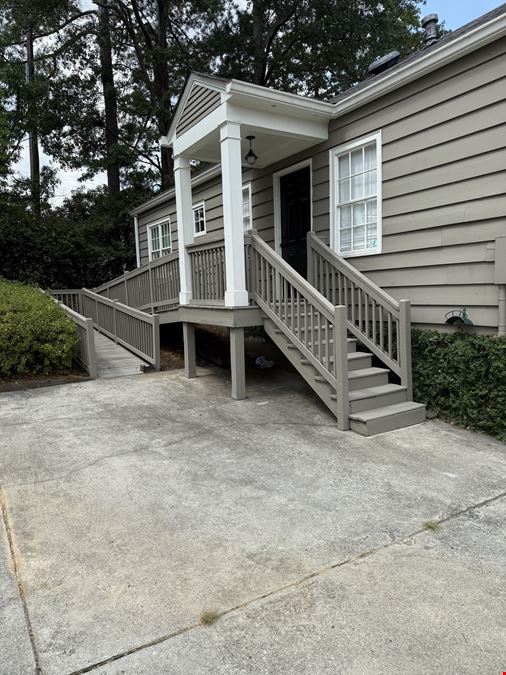 1991 Rockledge Rd NE