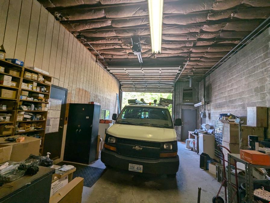 Versatile Industrial Property with Extra Lot – 21 Pommenville St, Pawtucket, RI  02861 & lot 927 Campbell St 