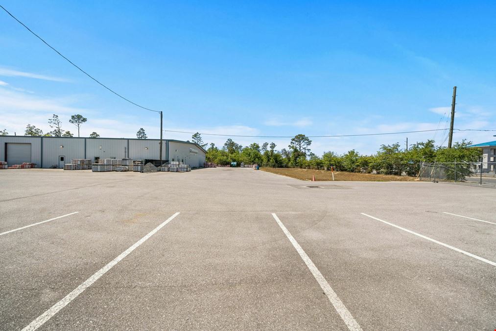 15,064 +/- SF Industrial Facility For Sale | 900 E Baldwin Road