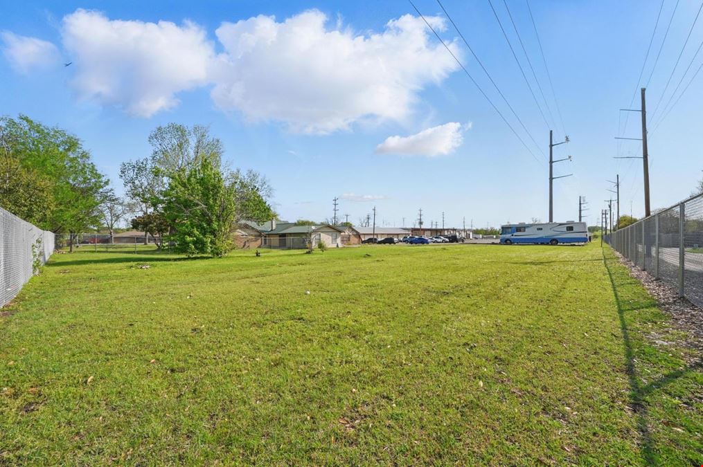 300 Paul Wilson Rd