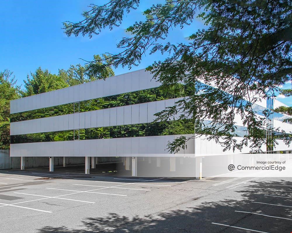 Mount Pleasant Corporate Center - 117 Stevens Avenue