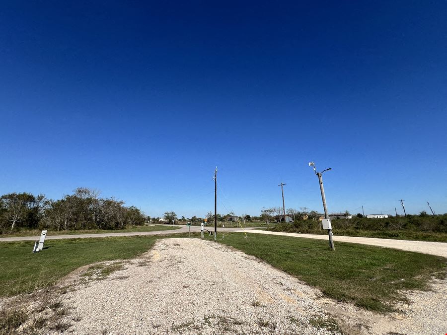 Bastrop Bayou RV Park, 2400 CR 595, Angleton, TX, 77515