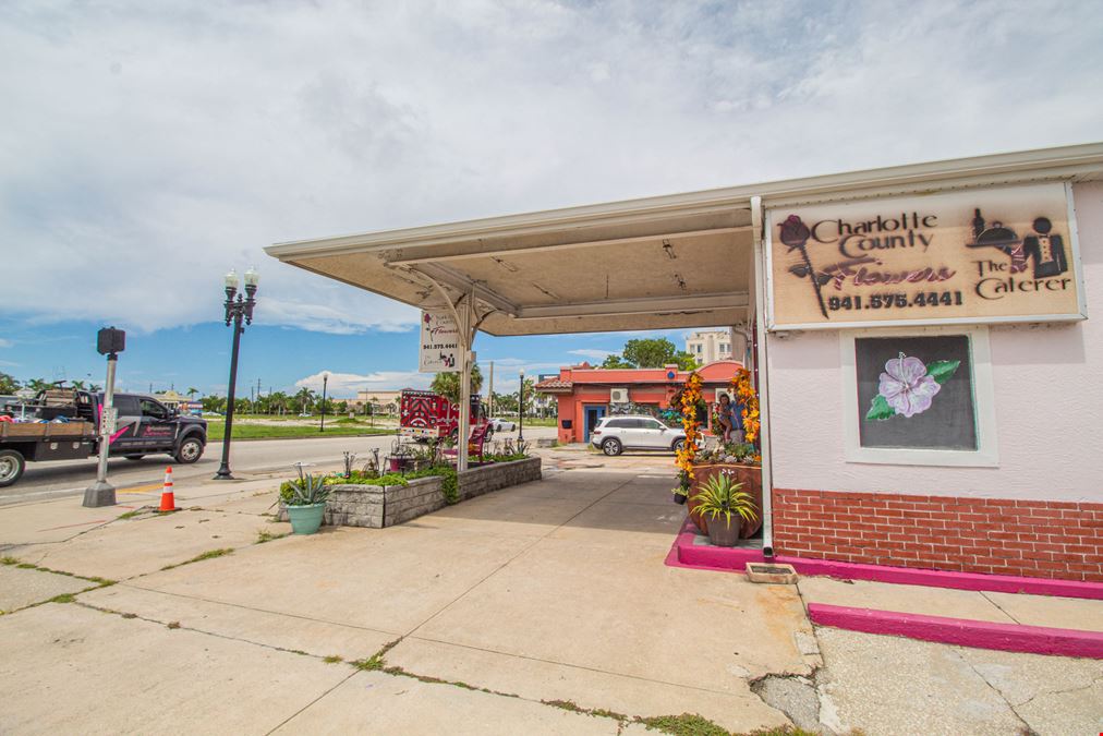Free-standing Retail at Signalized Corner