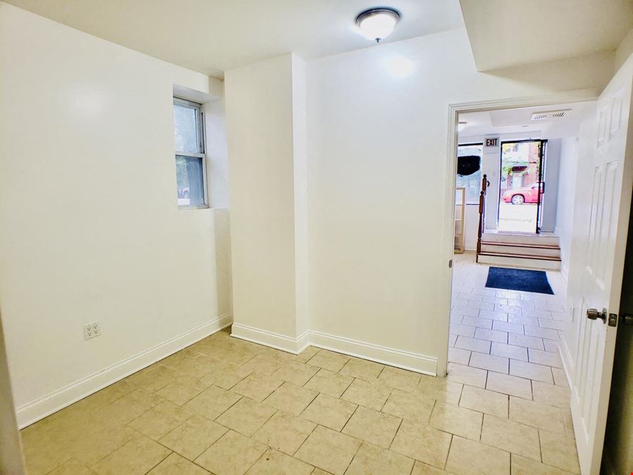 3525 W Belmont Ave, Chicago, IL