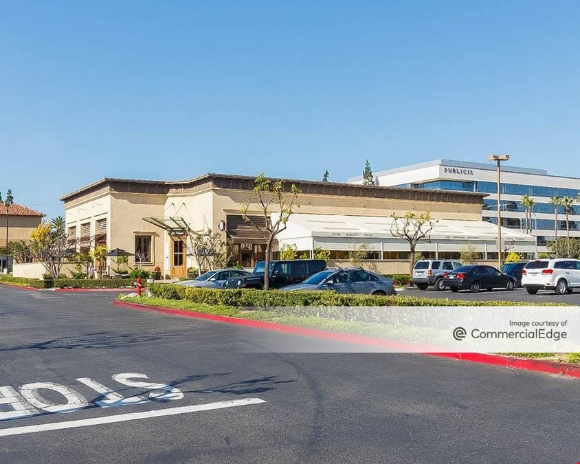Manhattan Gateway Shopping Center