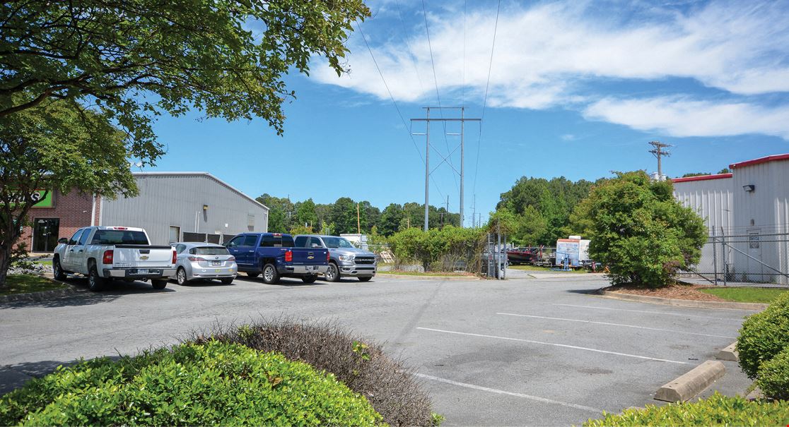 Renovated Retail Space/Showroom with Warehouse/Workshop for Sale