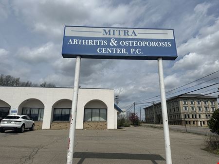 Preview of Office space for Sale at 5 Lyn-Mar Plaza