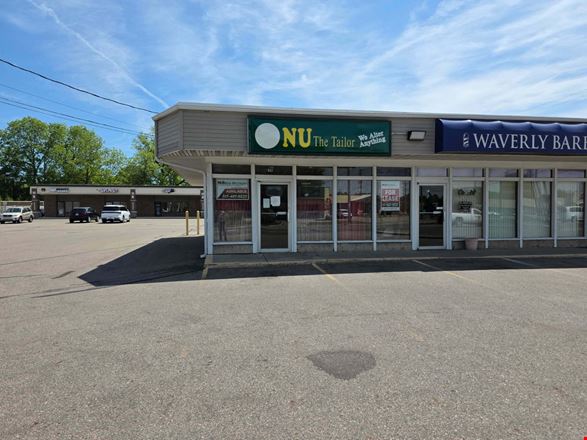 Preview of Retail space for Rent at 643 South Waverly Road