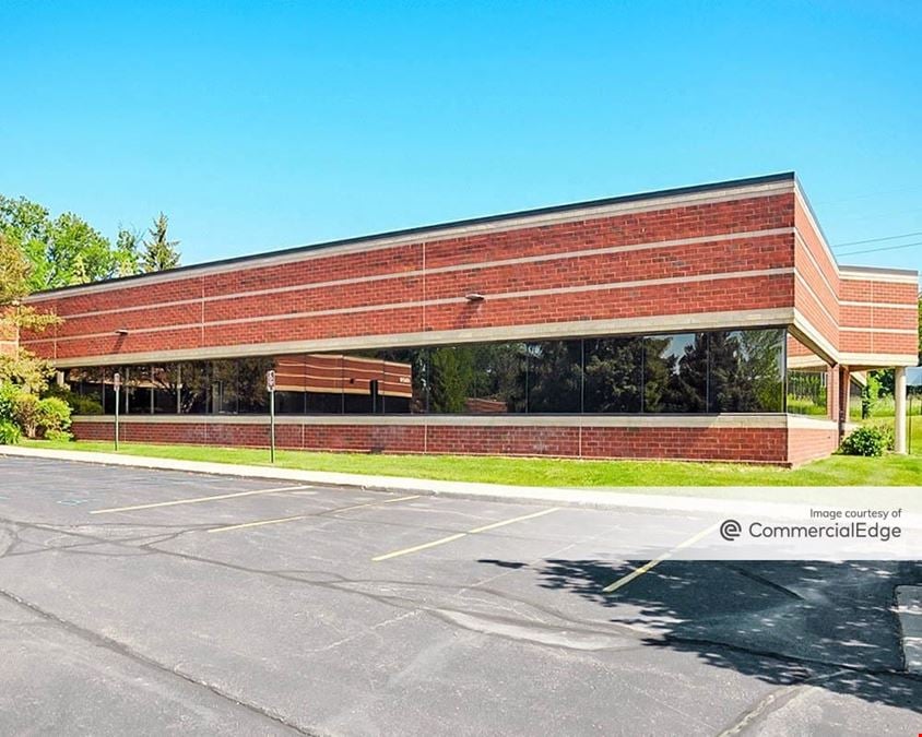 Novi Garden Office Center B