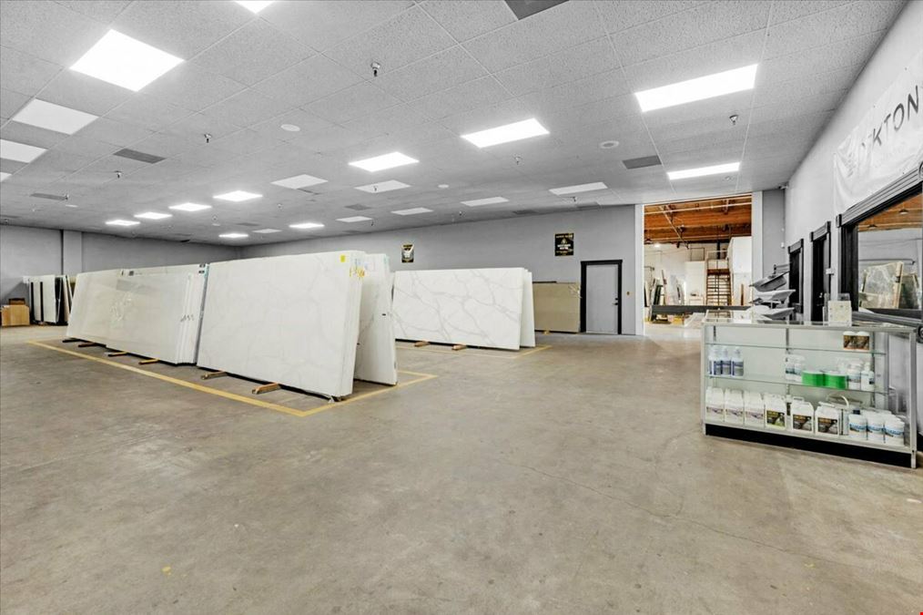 ±7,650 SF of Retail Space off McKinley Ave in Fresno, CA