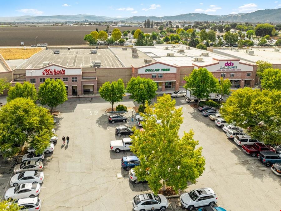 Gilroy Crossing Community Center