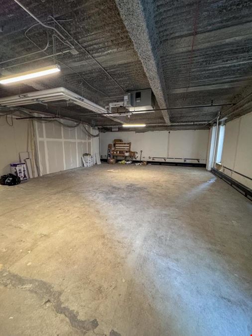 206 S Broadway - Multiple Spaces For Lease