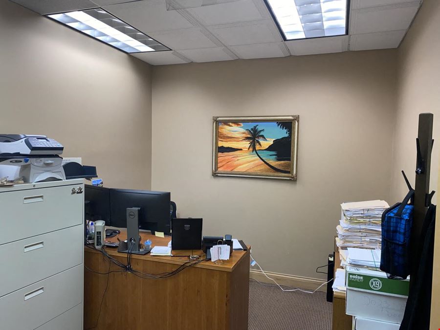 OFFICE AVAILABLE IN ORLAND PARK, IL