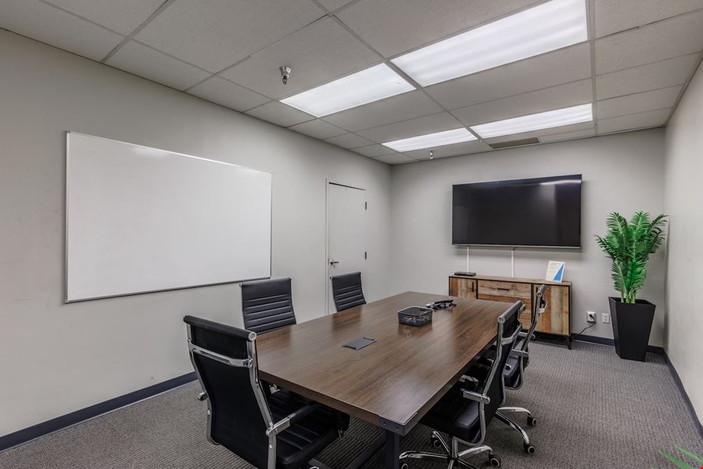 ReadySpaces Farmers Branch