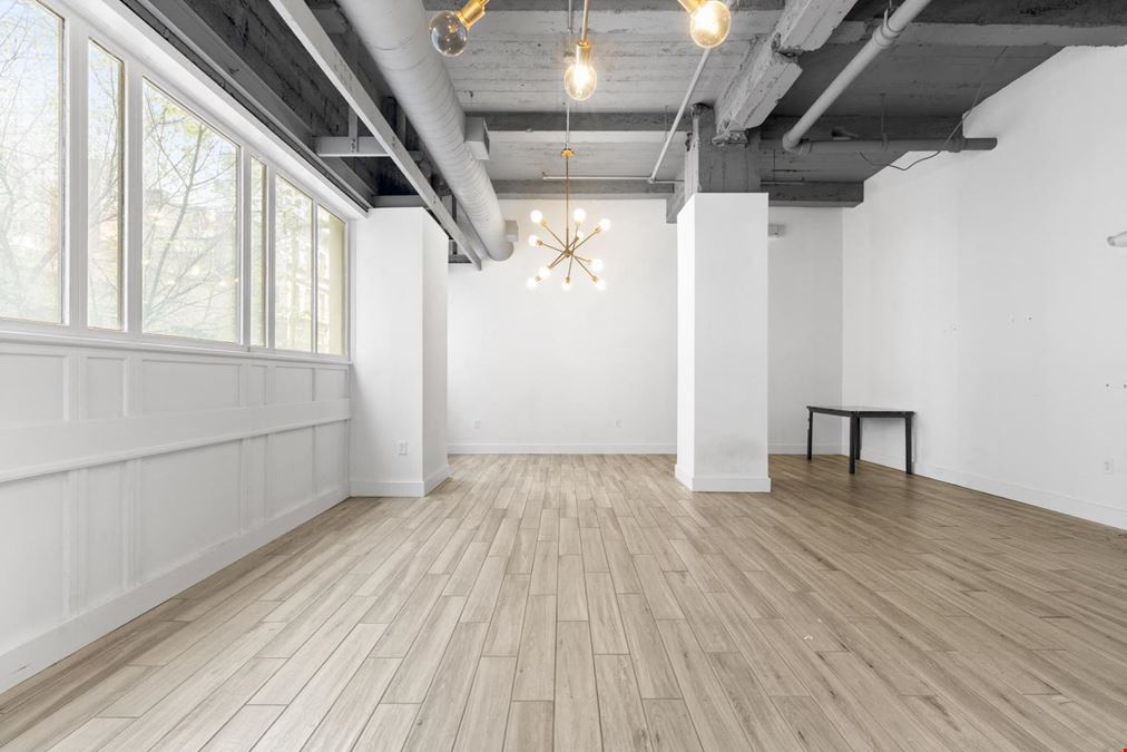 1528 Walnut Street