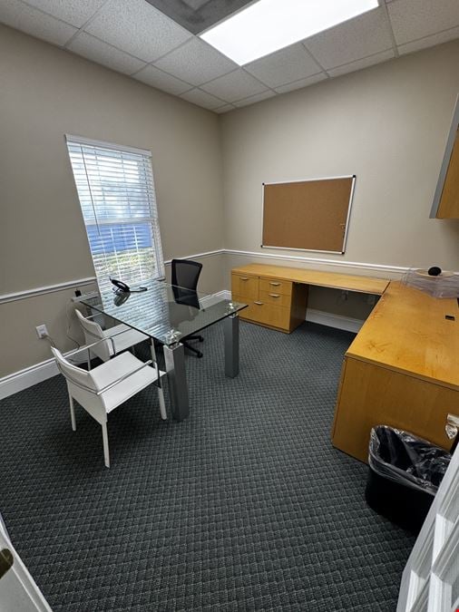 Furnished Medical Office in Brandon