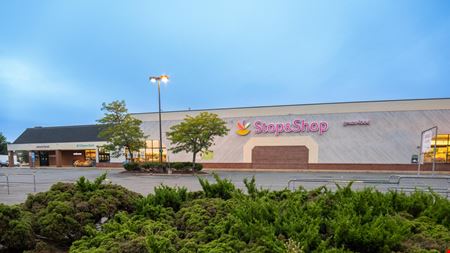 Preview of commercial space at 672 Memorial Drive