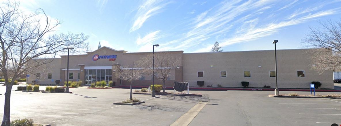 Preview of Sport / Entertainment space for Rent at 6633 Auburn Boulevard