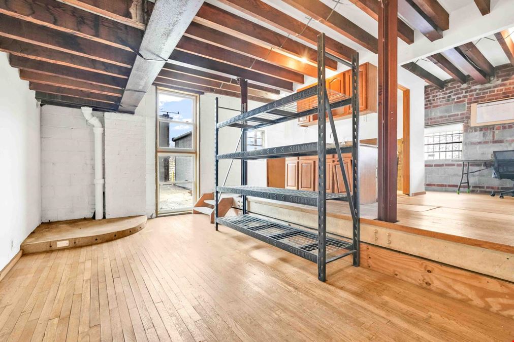 282 Scholes St