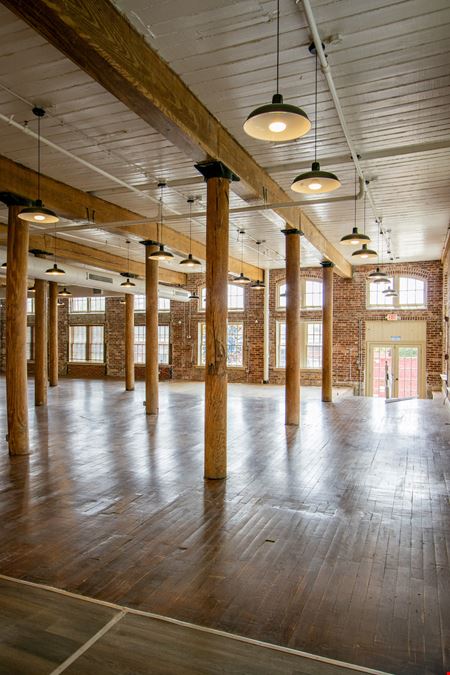 Suite 100 | 912 Lady St