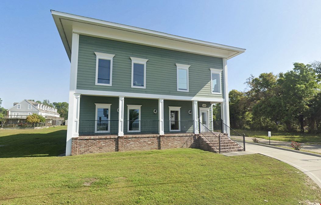 Two-Story Building w/Beautiful Gulf Views