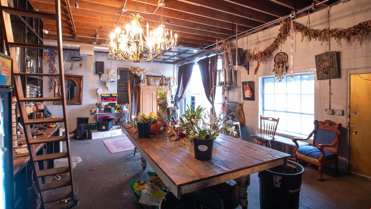 Northwest Creative Studio & Garden Suite