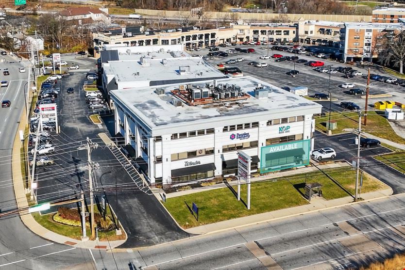 Courtside Square Shopping Center