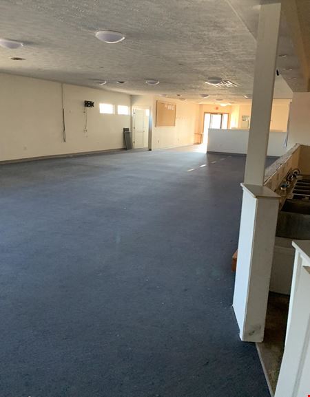 Preview of commercial space at 400 N. Earl Ave.