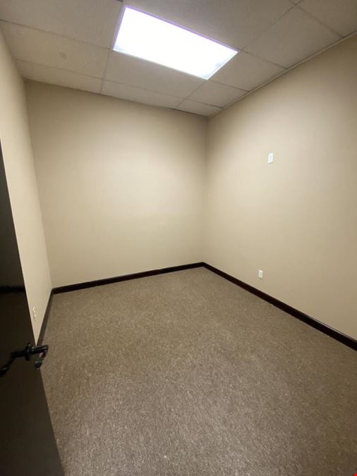 1034 Wildewood Centre Dr Suite B