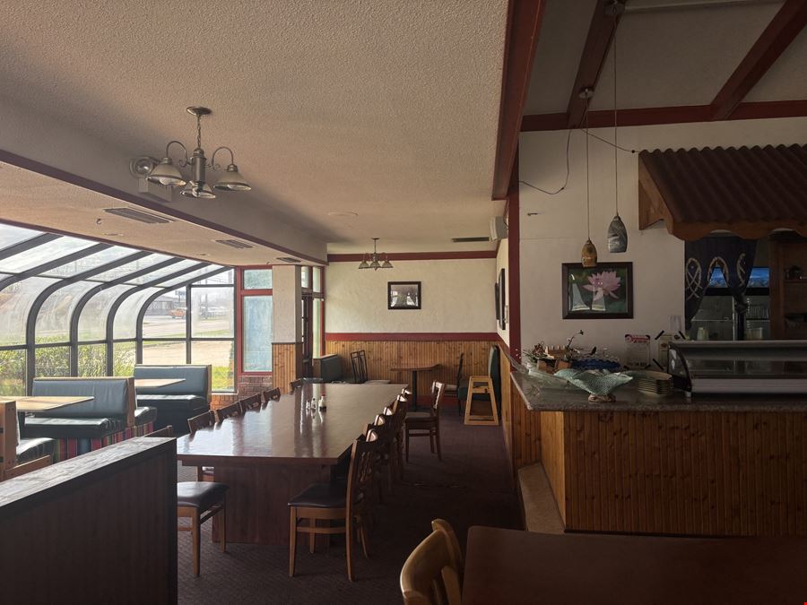 Prime 2nd Gen Restaurant on 2+ AC for Sale