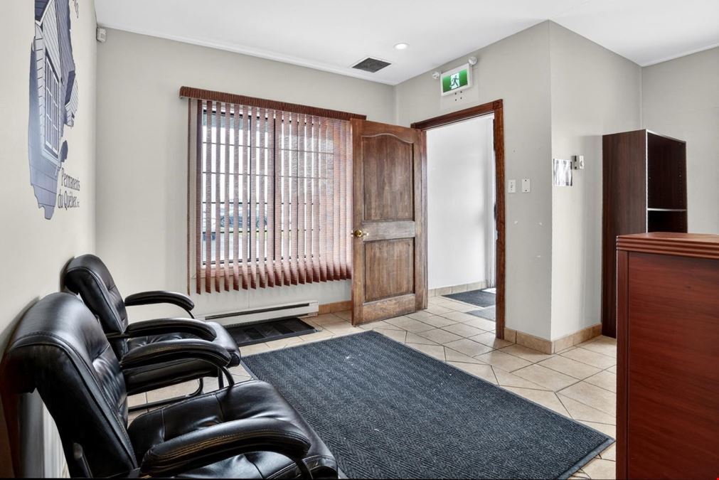 2082 avenue Chartier