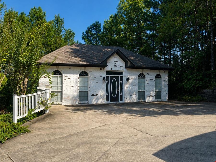 ±1,968 SF Freestanding Office Building for Sale in Pelham