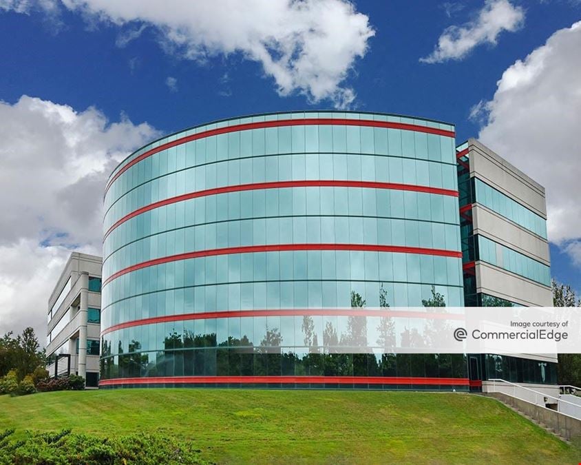 150 Motor Pkwy