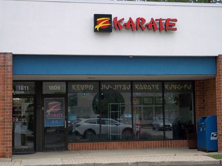 Preview of Retail space for Rent at 1809 Waukegan Rd