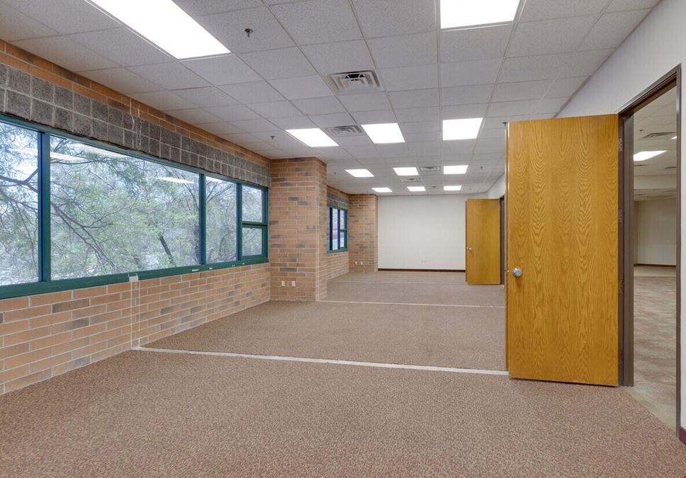 14804 N Cave Creek Rd - 6% CAP Investment Opportunity - Corporate Center