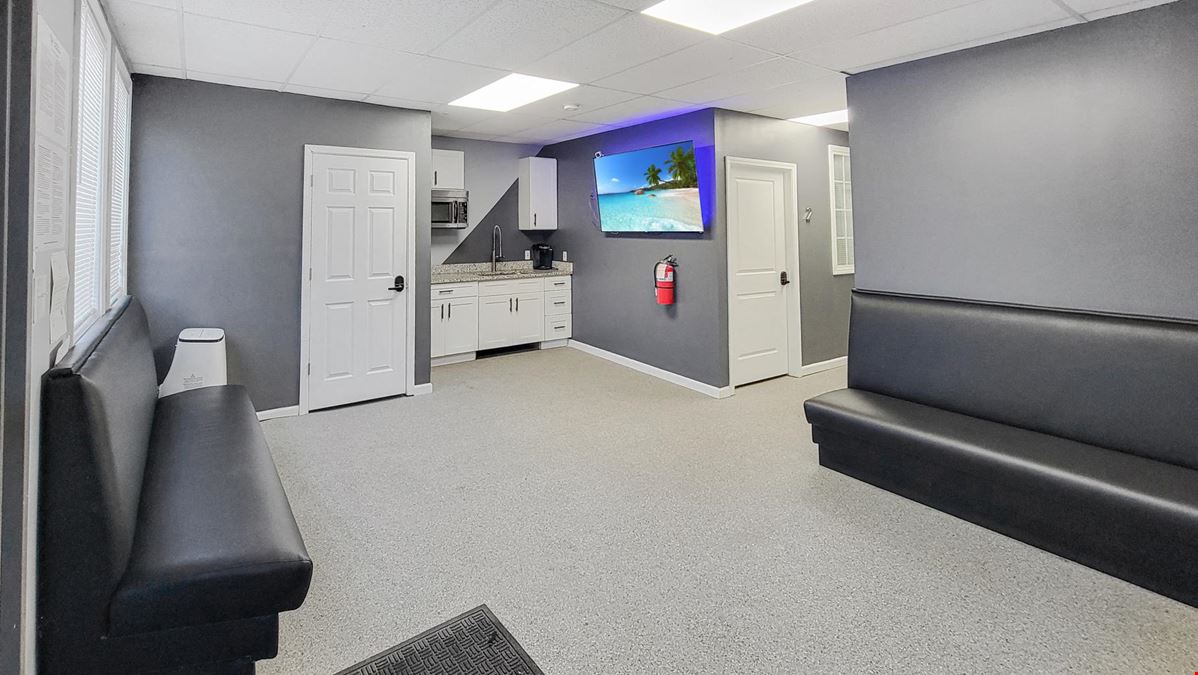 Daly Road Salon Suites & Flex Shop