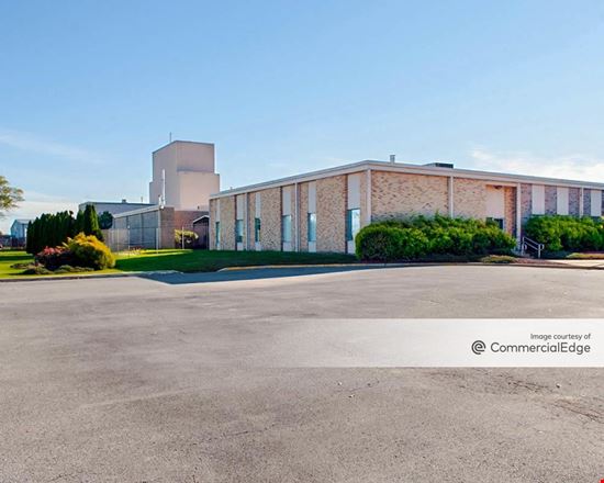 Preview of Industrial space for Rent at 700 North Broad Street