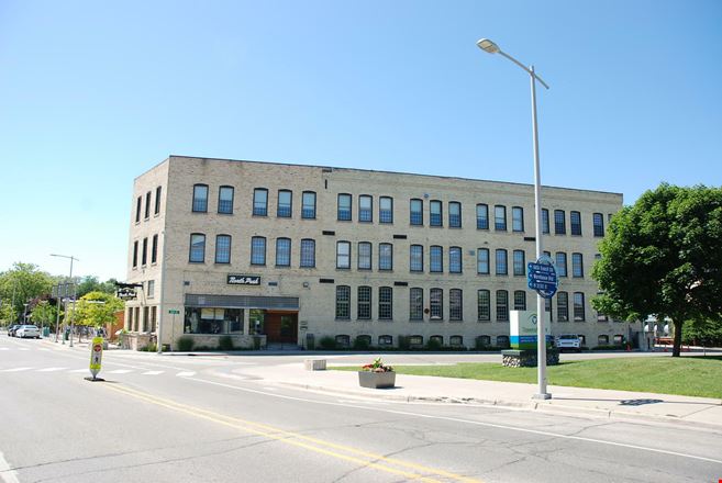 Preview of Office space for Rent at 400 W Front St