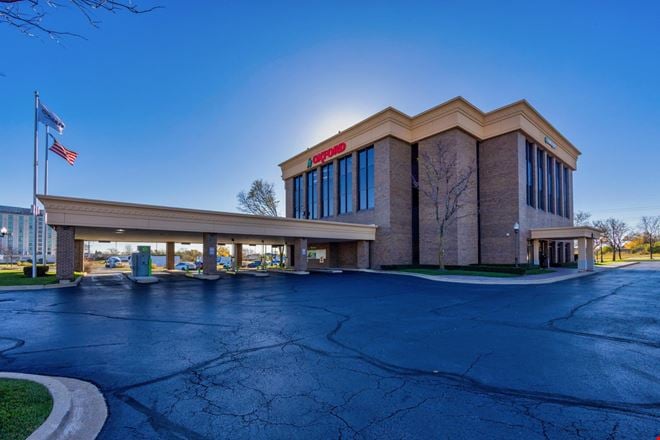 Preview of Office space for Rent at 555 East Butterfield Road