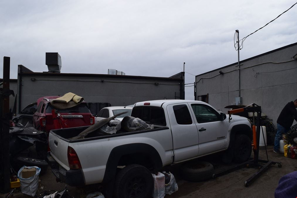 4,000 SF autobody repair shop w/ paint booth