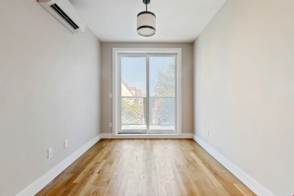 762-764 E 32nd St, Brooklyn, NY 11210