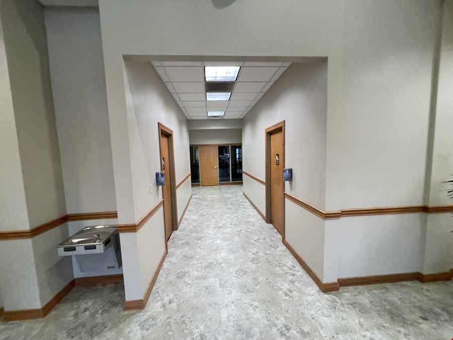 Chestnut Hills Office Building